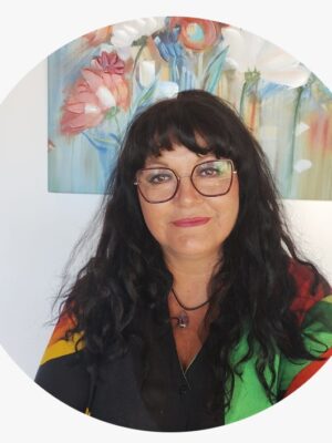 https://keylearning.cl/wp-content/uploads/2025/03/Equipo-Claudia-300x400.jpeg